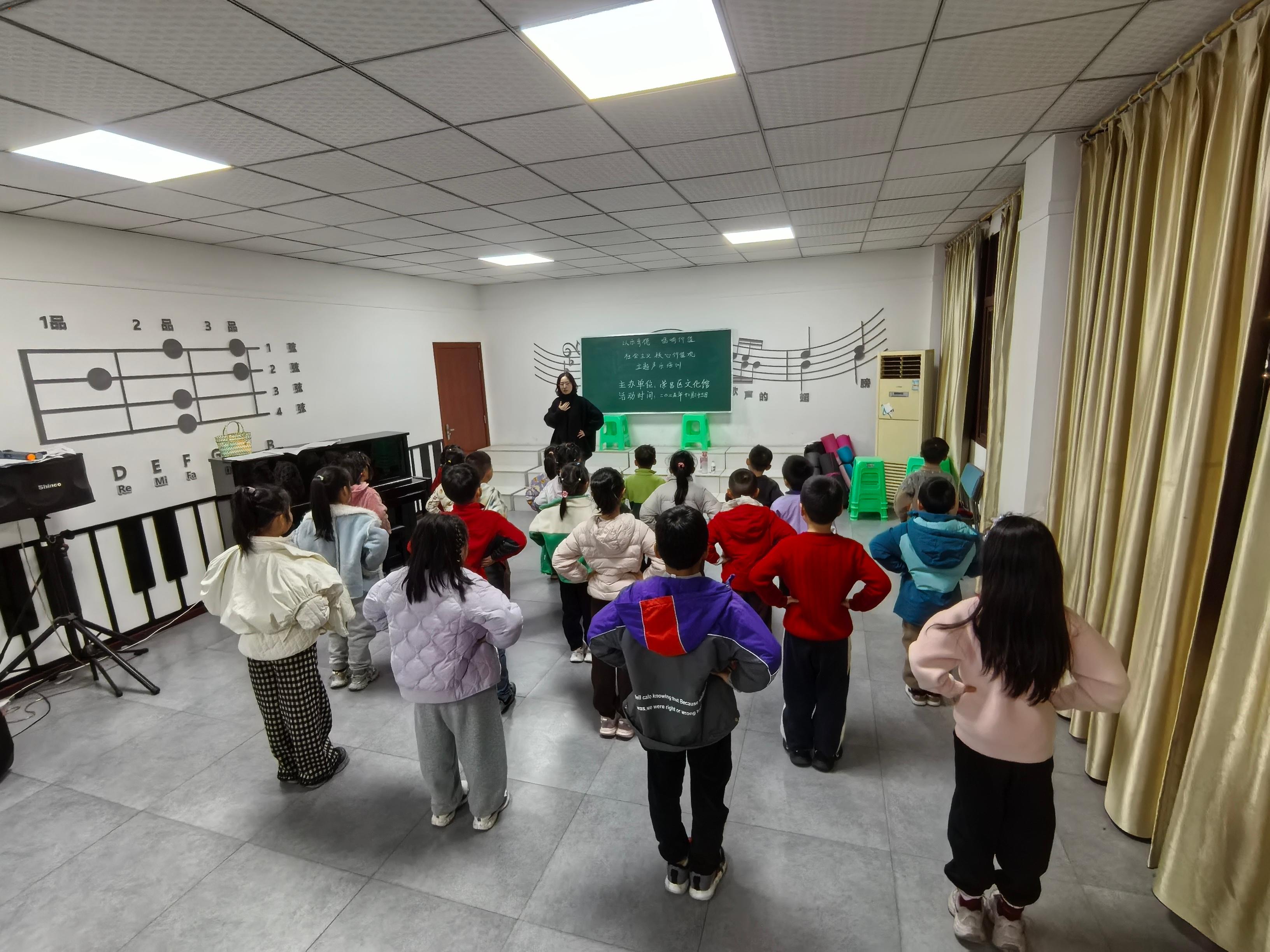 2025年12月23日，荣昌区文化馆开展 以乐育德 唱响价值 社会主义核心价值观主题声乐培训.jpg